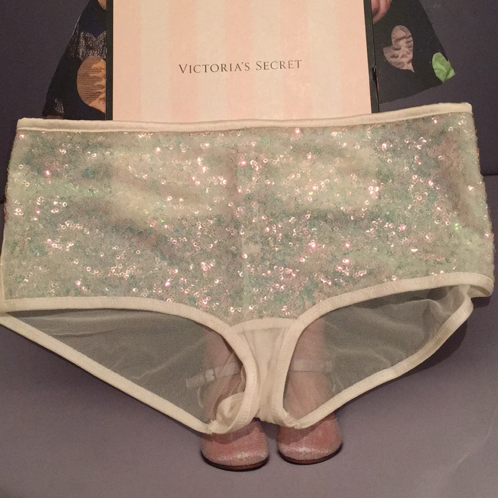 Victoria’s Secret Bling sequin Boyshort panty
